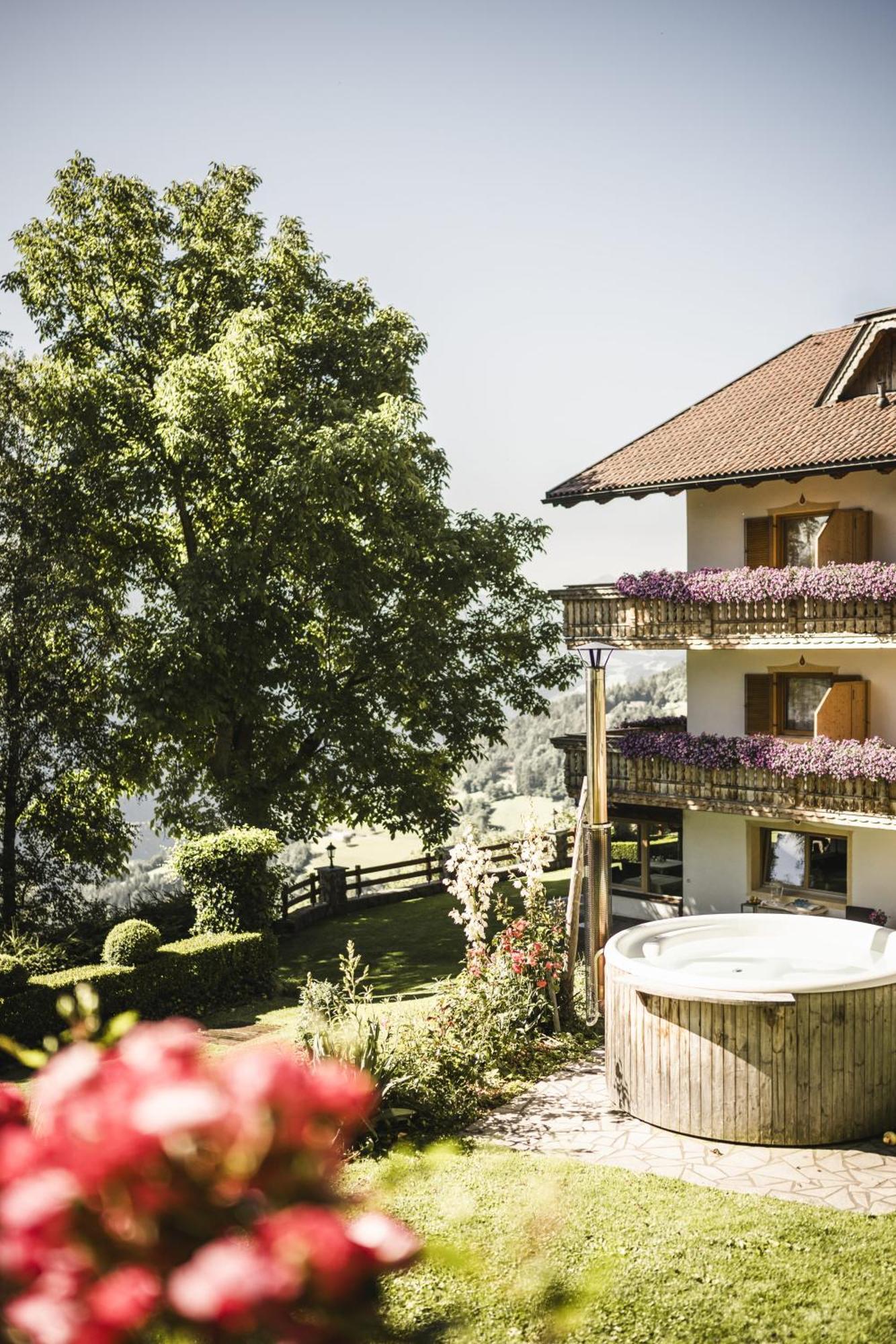 Boutique Pension Erlacher - Adults Only วิลลานโดร ภายนอก รูปภาพ